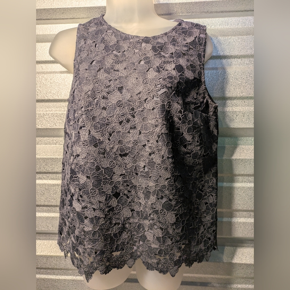 Loft Elegant Lace Sleeveless Top - Gray Size Sp